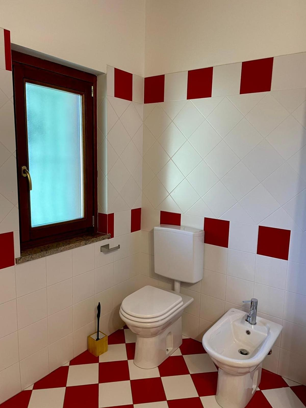 L'Angolo Di Leo Borgofranco d'Ivrea Exterior foto